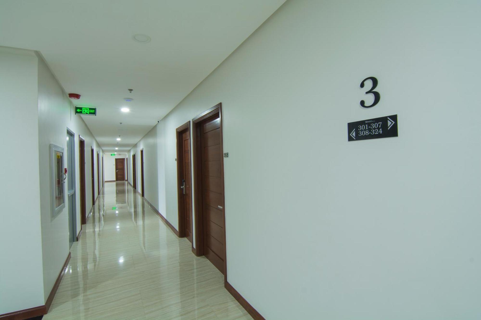 Mango Suites Cauayan Buitenkant foto
